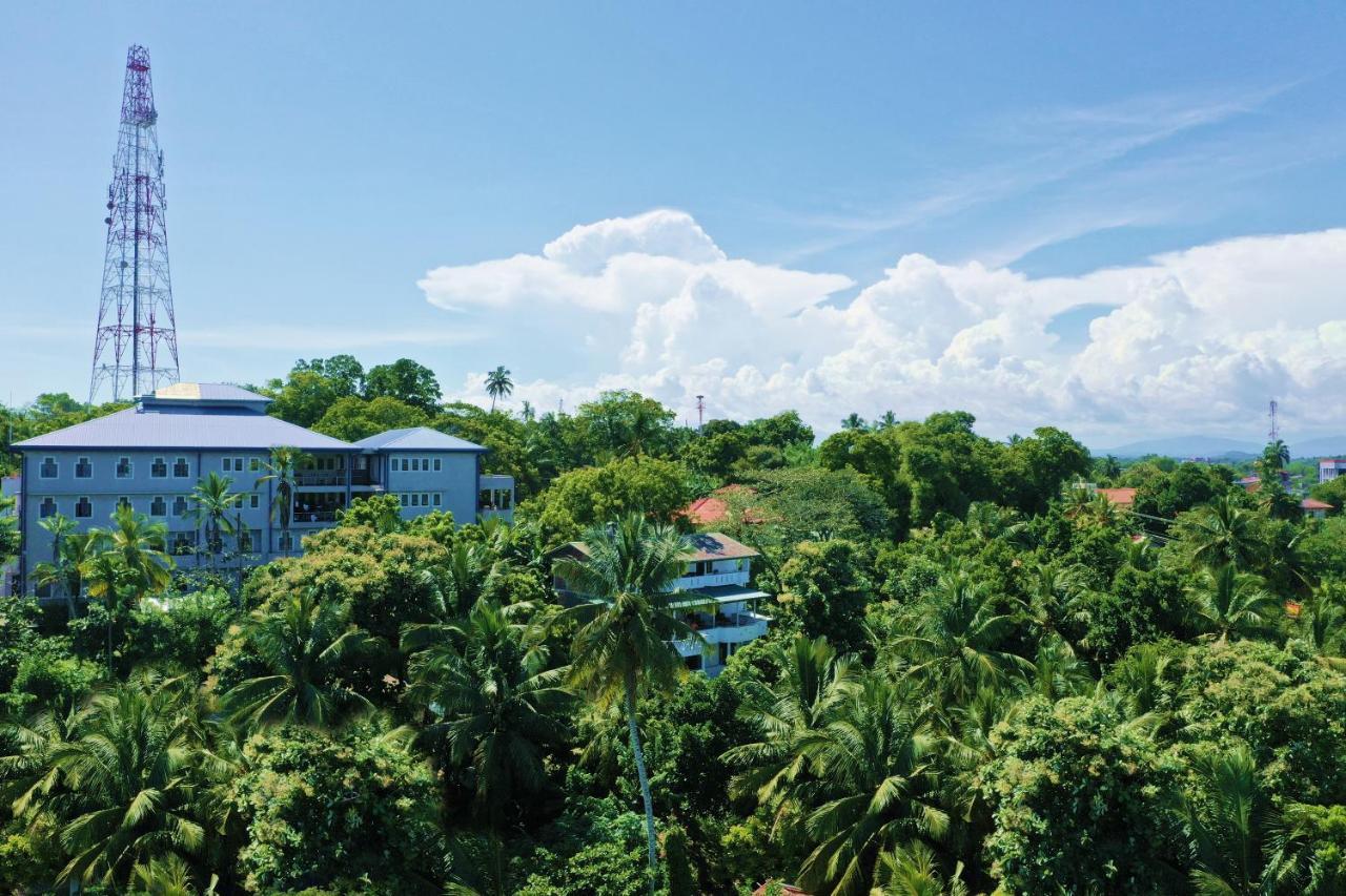 Готель Sea Avenue - Eco Garden Тангалле Екстер'єр фото